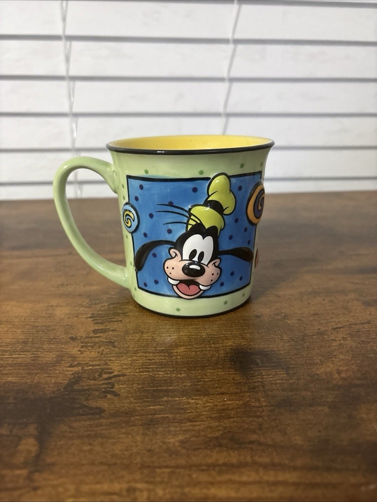Disney Store Goofy 3D Graphic Coffee Cup Green Ceramic Mug