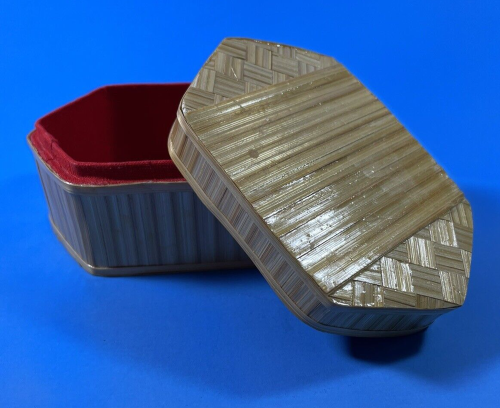 Abstract Wooden Straw Marquetry Trinket Box with Red Felt Lining-image