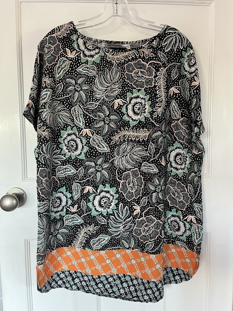 Black Mint White Pattern Short Sleeve Top - Size 16 - New