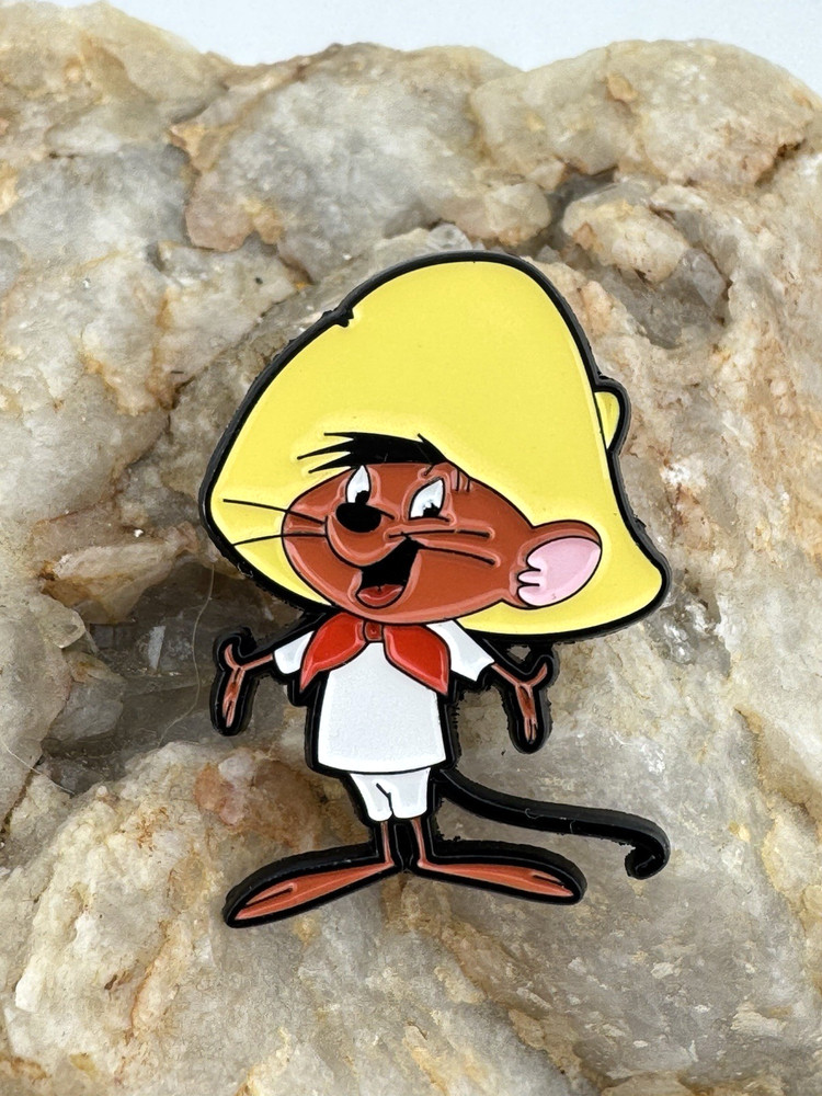 Speedy Gonzales Warner Bros Looney Toons Cartoon Enamel Pin NEW