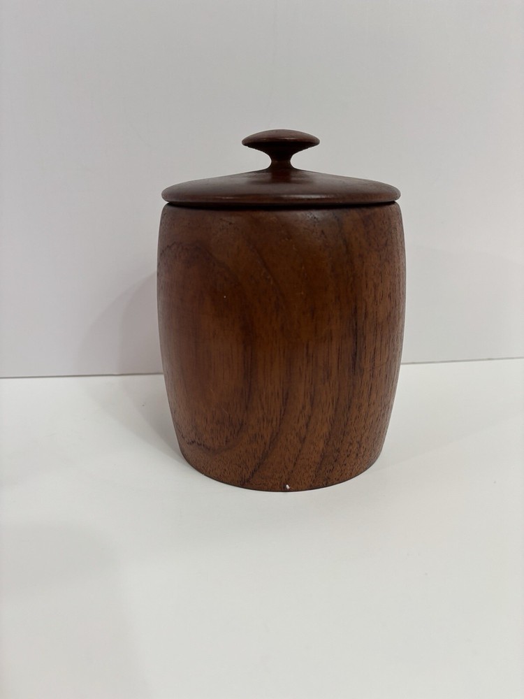 Hand Turned Wooden Jar With Lid. Great Condition , No Chips Or Cracks.