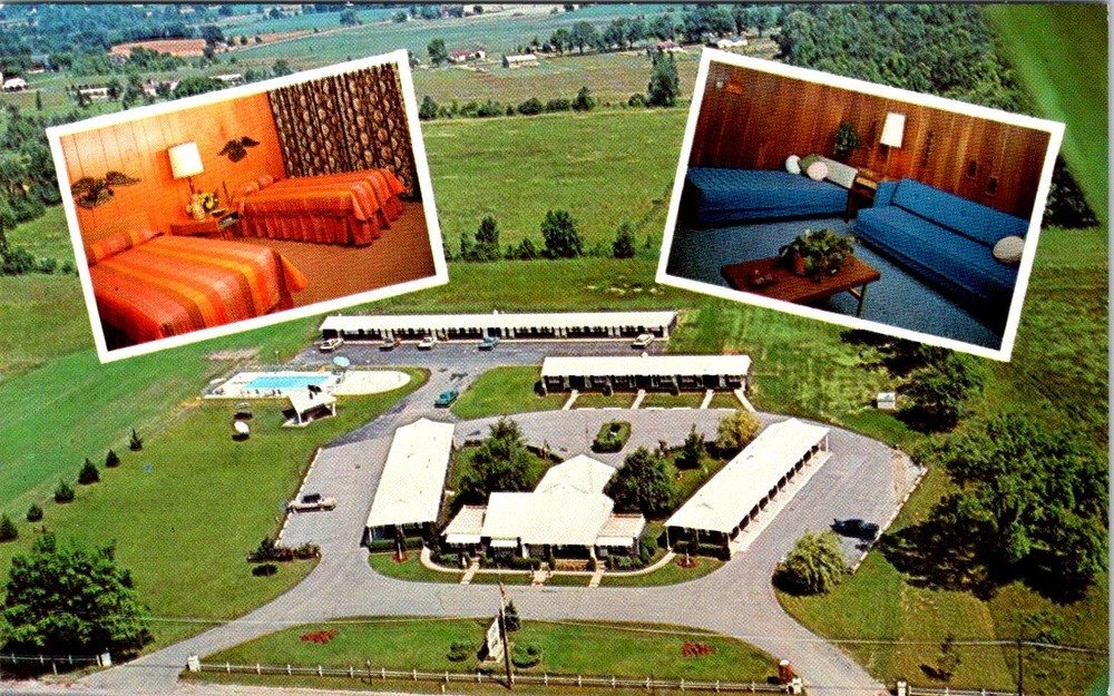Mel Manor Motel, OWOSSO, Michigan Chrome Advertising Postcard