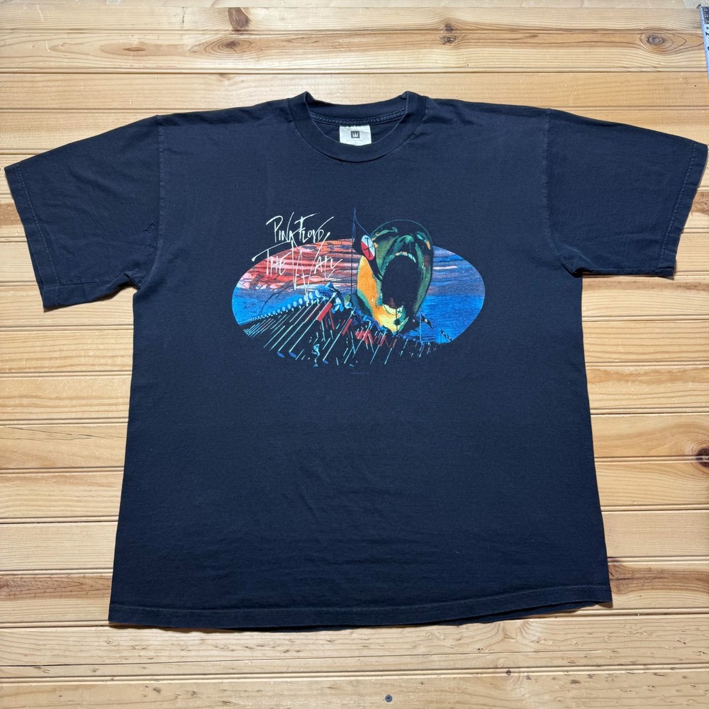 Vintage 1999 Pink Floyd The Wall Rock Band Concert Tour Souvenir Shirt - Size XL