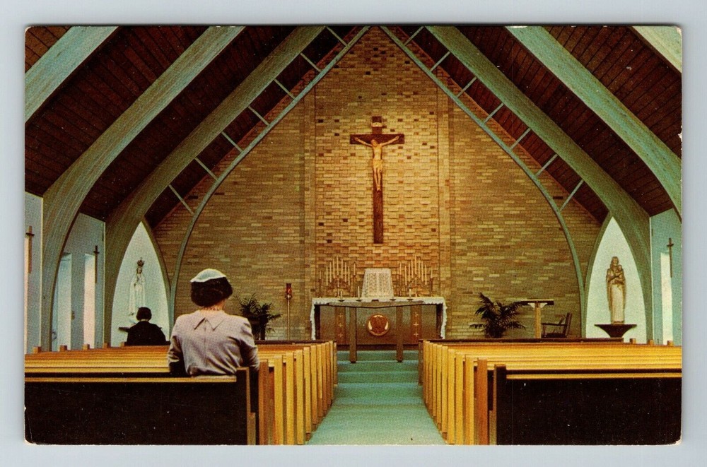 Indianapolis IN Indiana, Our Lady Fatima Retreat House  Vintage Postcard