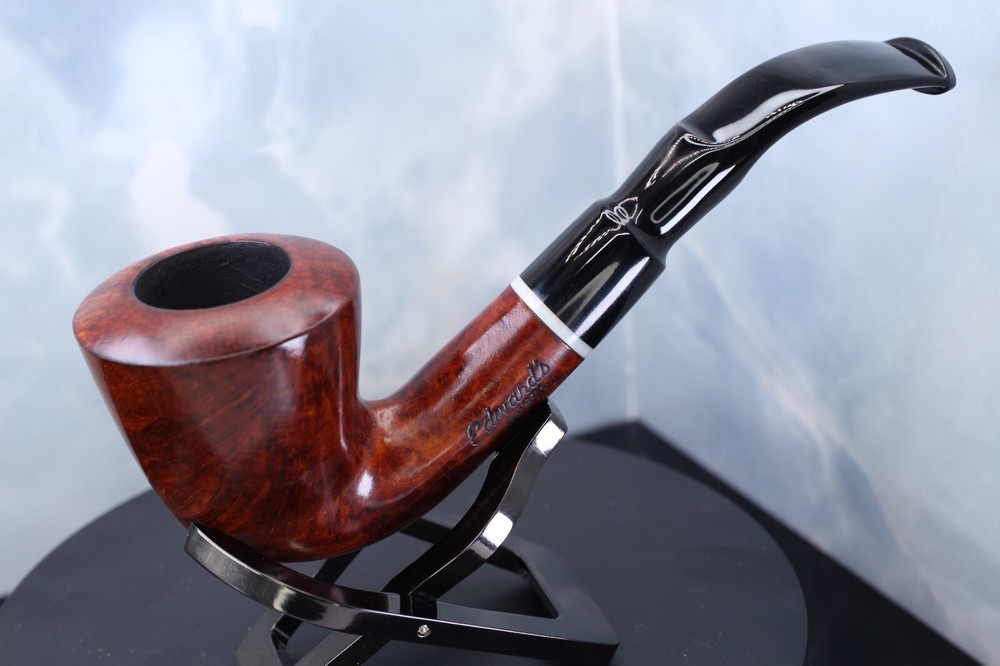 Edwards Christmas Pipe 1990 90 ALgerian Briar White Accent Bent Dublin-image