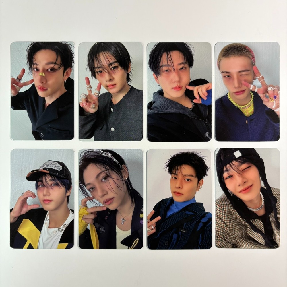 [Stray Kids] Official KARMA ACCORDION Ver. Pre-Order Only Photocard