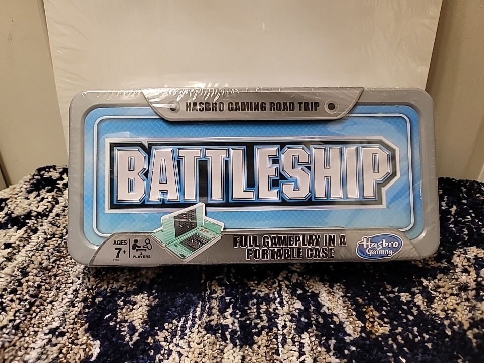 Hasbro Gaming Road Trip Series BATTLESHIP - Portable Case Travel Game New/Sealed