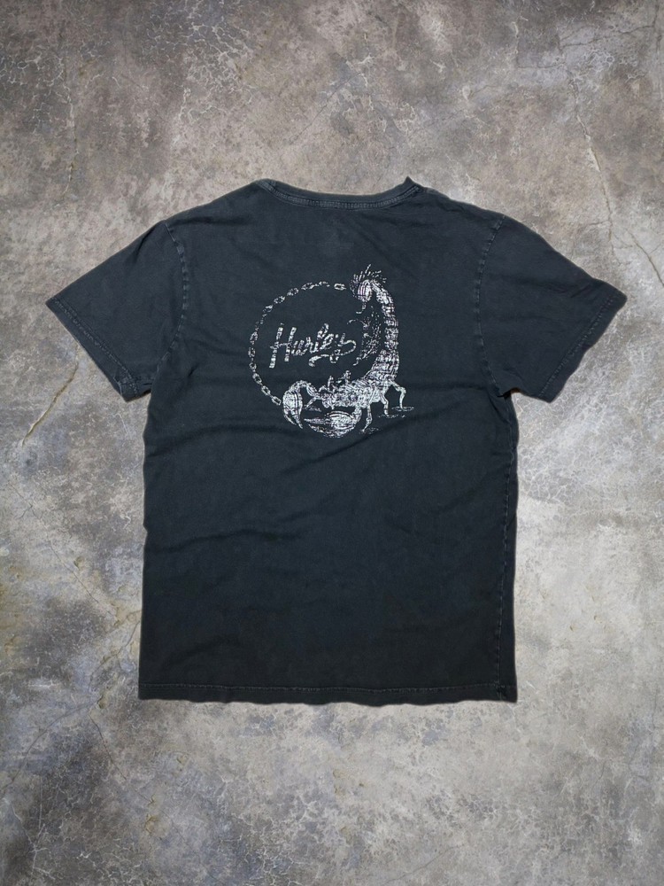 Y2K Vintage Hurley Men's M Distressed Scorpion Graphic T-Shirt Skater Grunge