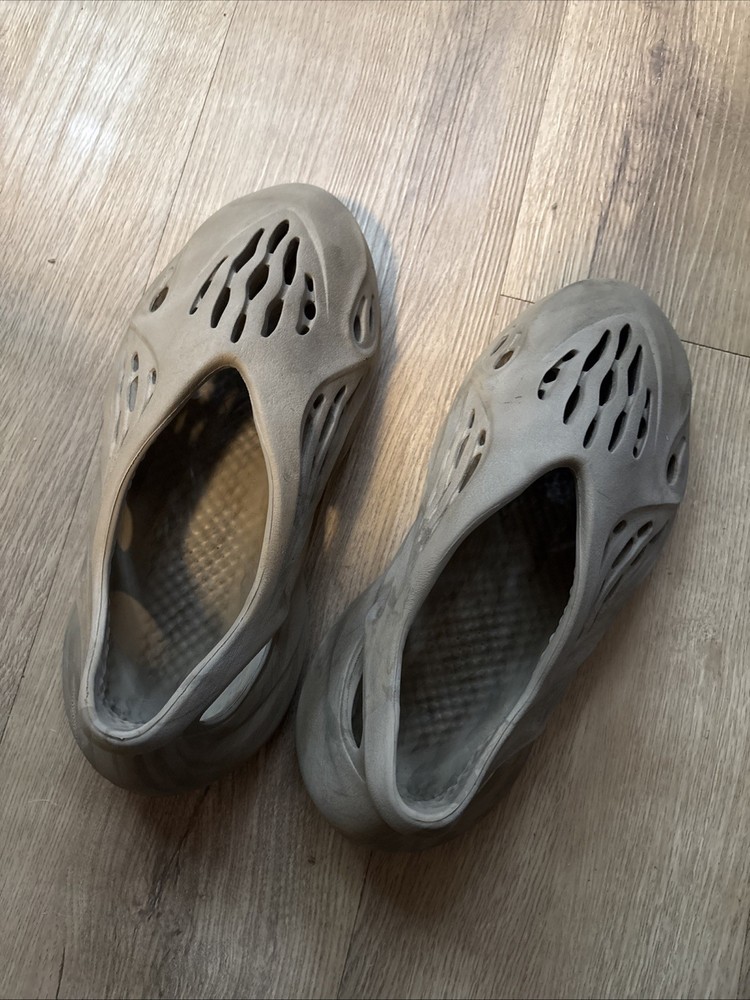 Yeezy Foam Runner