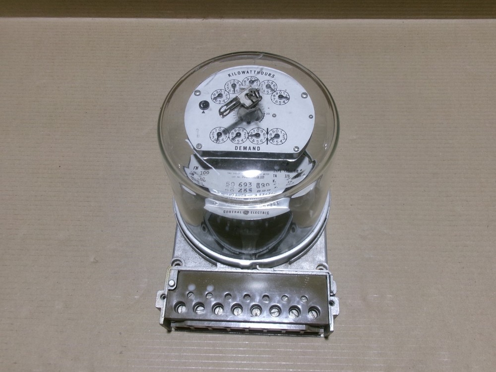 GE 700X52G10 VM-68A Two-Station Watthour / Demand Meter 240V CL100 AK