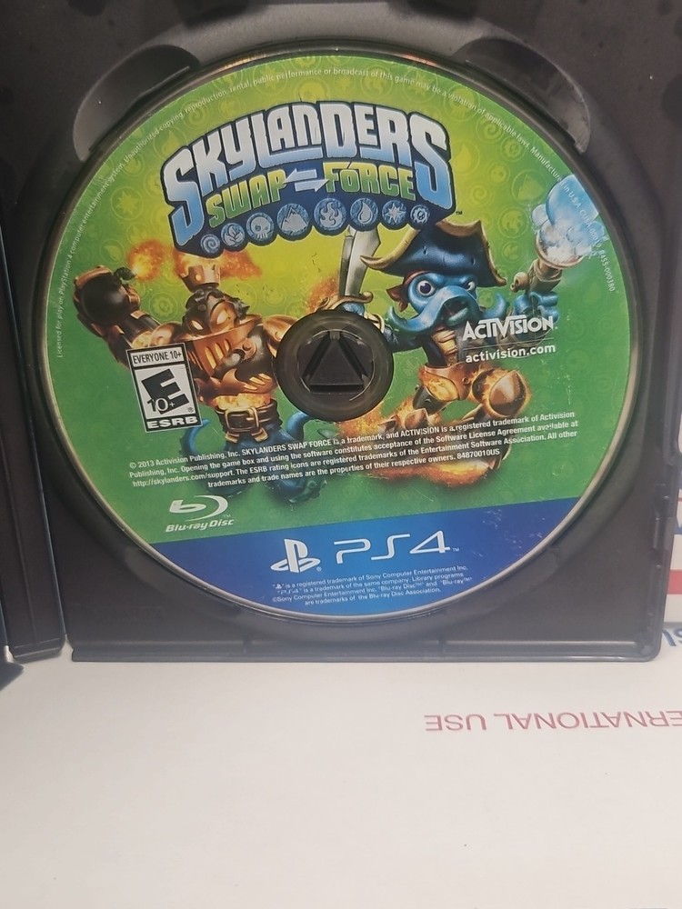 Skylanders Swap Force (PS4) RARE – Disc Only Free Shipping