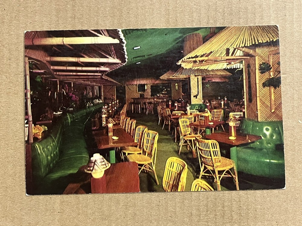 Postcard Minneapolis Minnesota Waikiki Tiki Room Restaurant Bar Hotel Nicollet