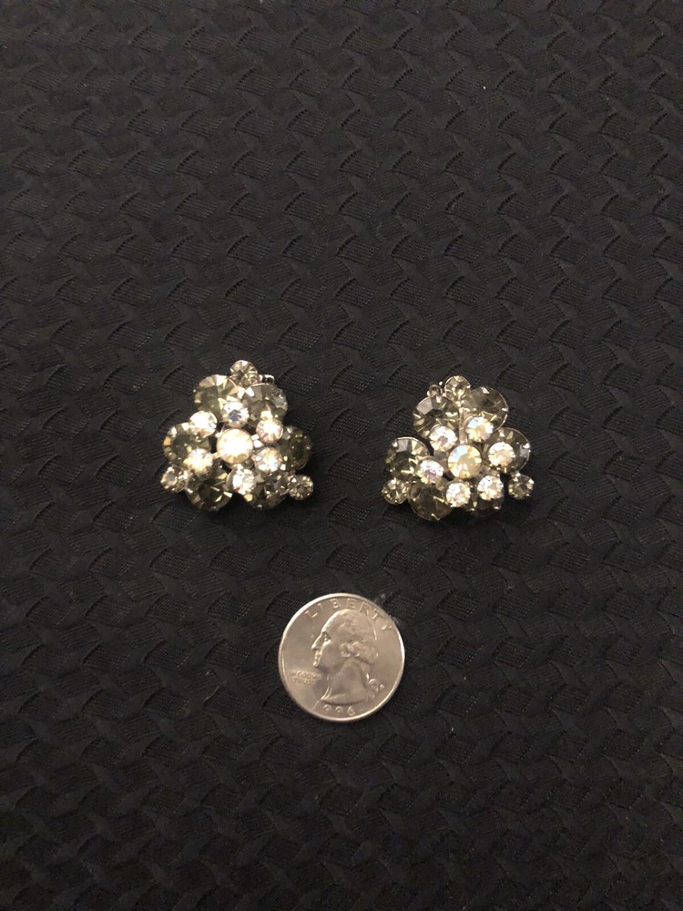 Vintage Aurora Borealis Unbranded Clip Earrings