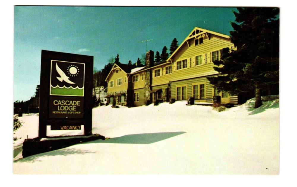 Stay awhile, Cascade Lodge Grand MARAIS MN vintage Postcard Unposted