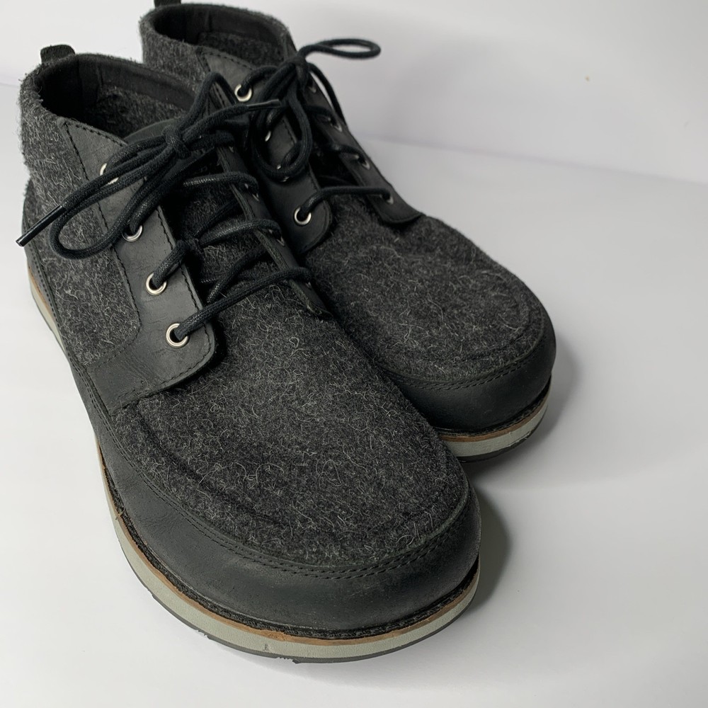 Men's Altra Commute Wool Leather Chukka Boots Size 11.5 Black Dark Gray