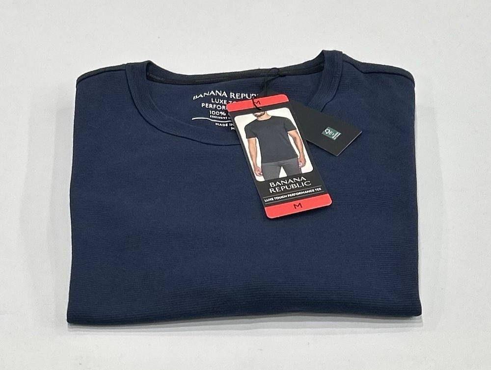 Banana Republic Men’s Luxe Touch Performance Tee, Blue, Size M
