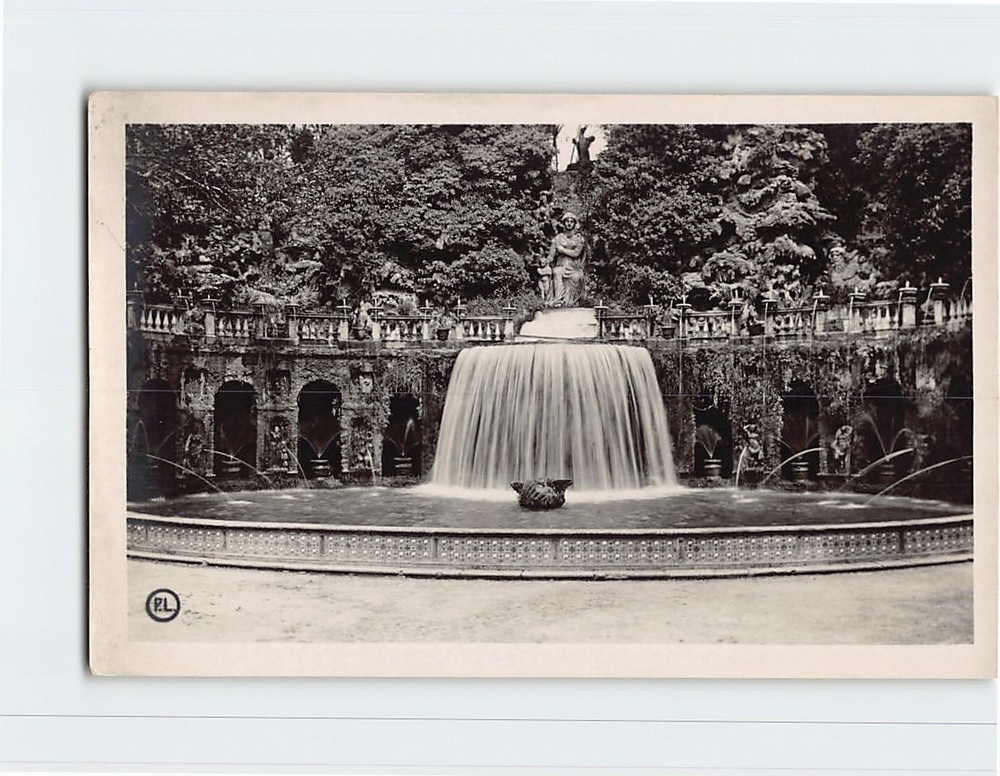 Postcard Fontana dell'Ovato at Villa d'Este in Tivoli Italy