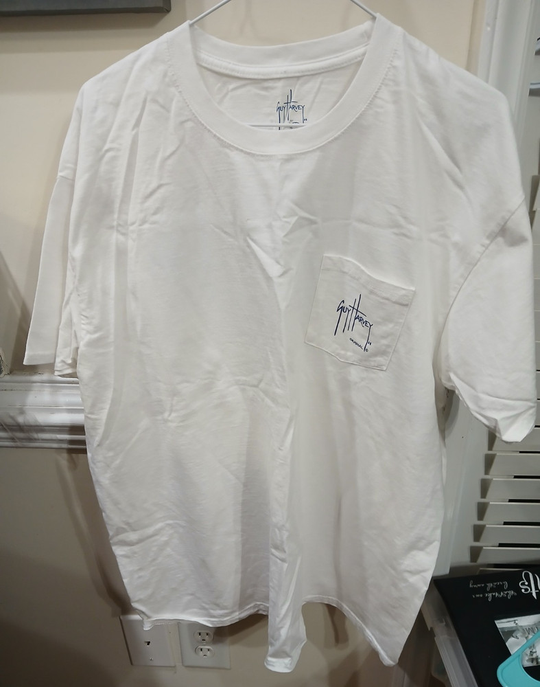 Guy Harvey vintage Men's XL White Short Sleeve Crew Neck Pocket Fish Tee