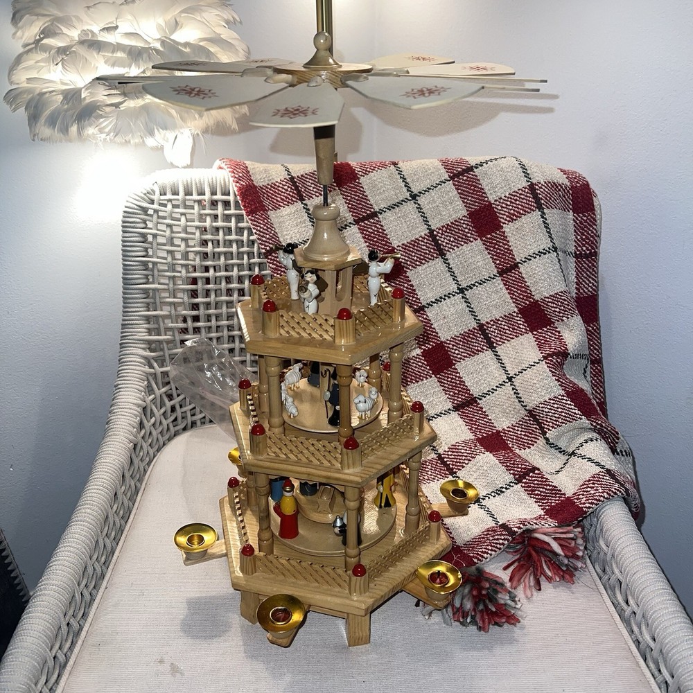 Vintage Wooden Christmas Nativity Crèche Hold Family Windmill Carousel 17 Inches