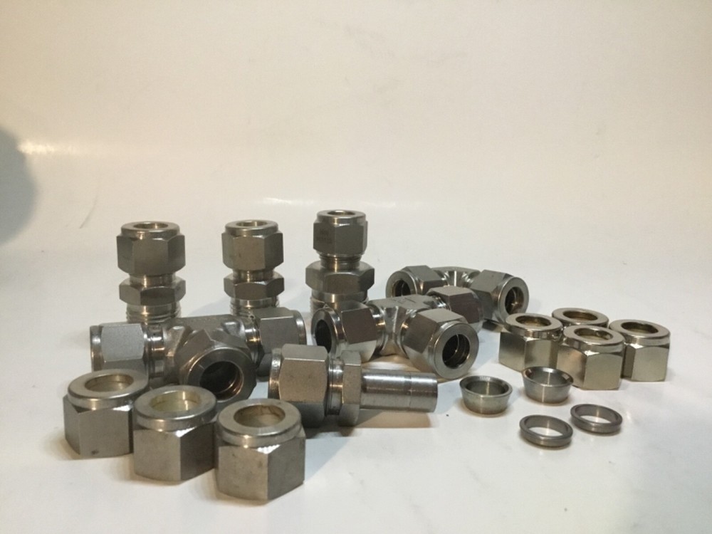 Swagelok &  parker tube  Fitting, 90  tee 1/2 Tube & let lok new and used lot