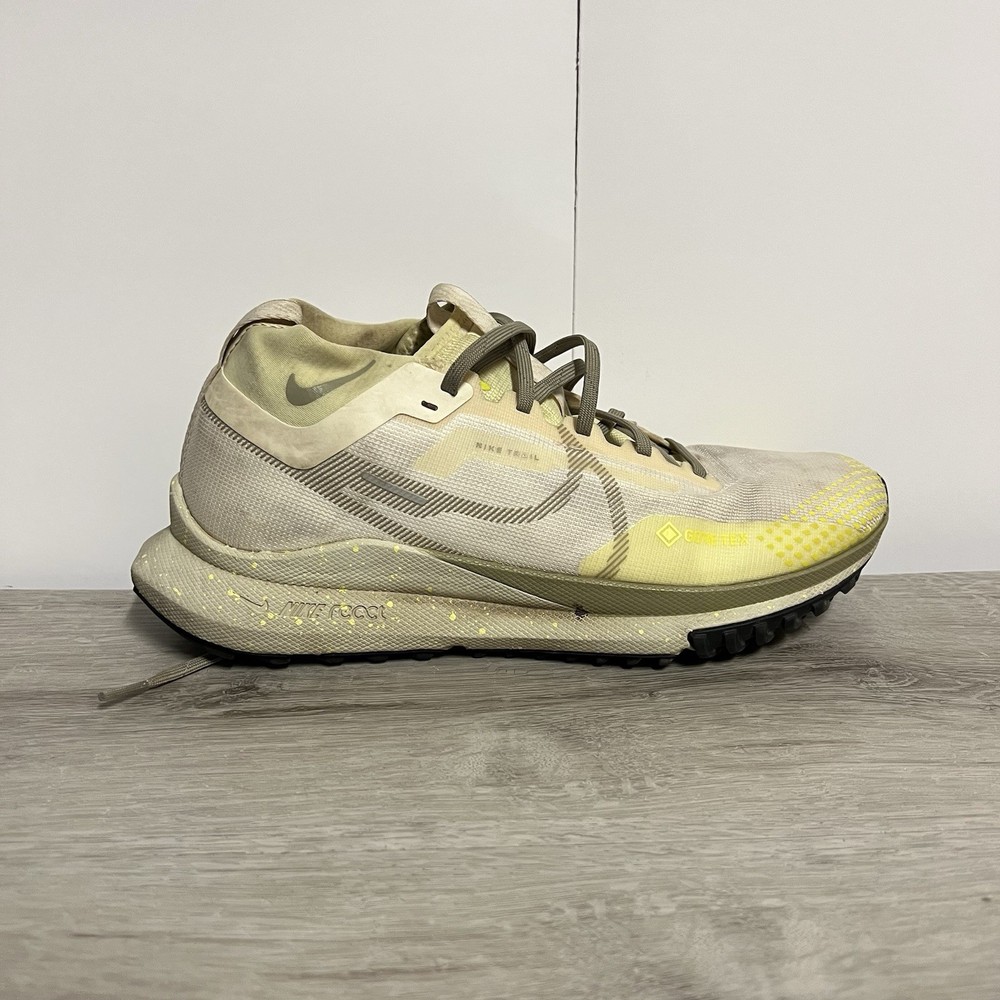 Nike React Pegasus Trail 4 GTX Ivory DJ7929-101 Women's Size 10 Low Top Shoes