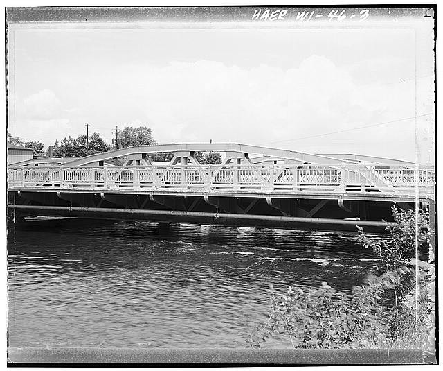 3. VIEW SOUTHWEST TRUSS, LOOKING EAST - Eau Claire River Bridge, Spanning Eau