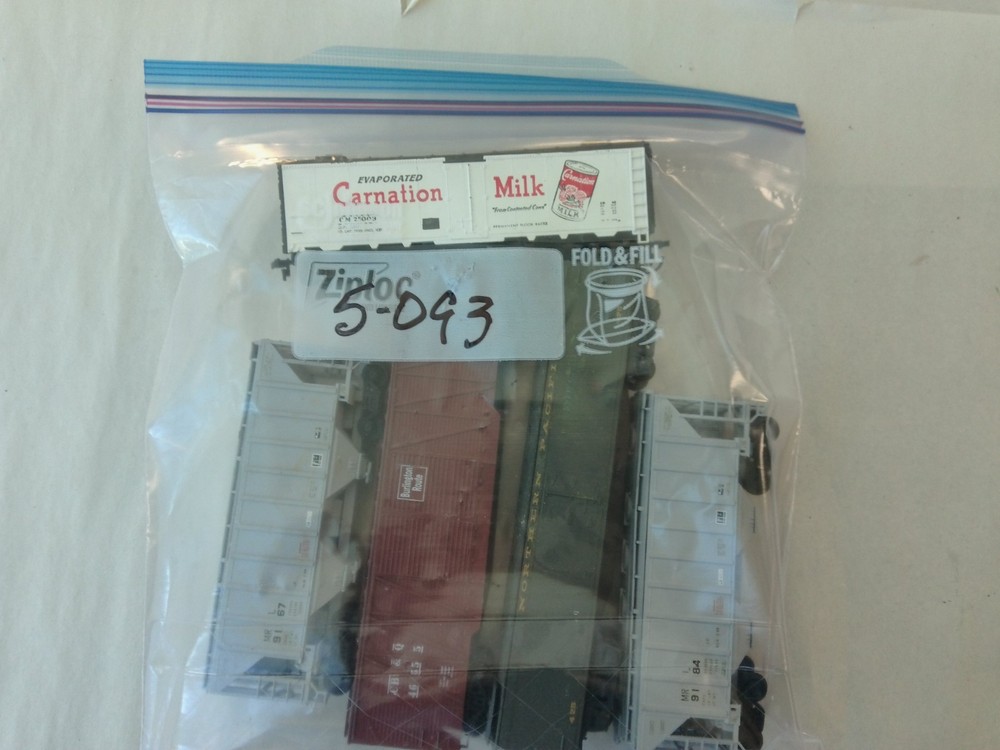 Grab Bag #5-093 HO Scale Rolling Stock (Set of 5 Various)