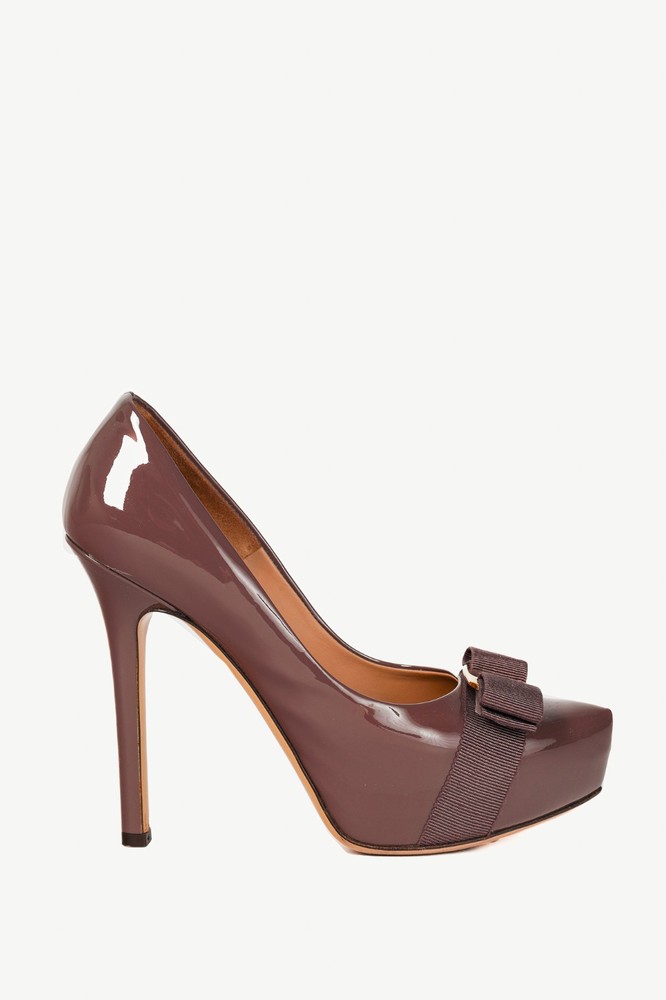 Salvatore Ferragamo Trilly Purple Patent Vara-Bow Platform Pumps, Size US 5.5