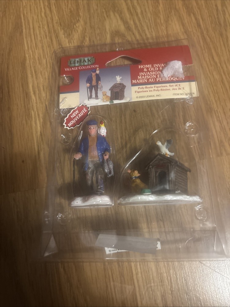 2003 Lemax Village Collection Home Invasion & Old Salt 32657A set of 2