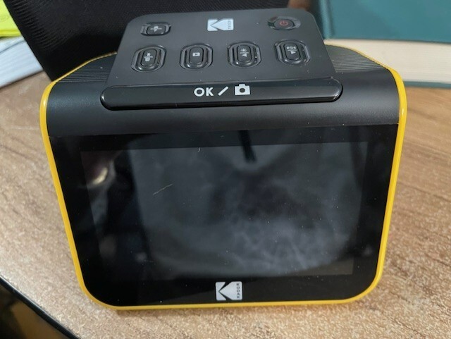 Kodak Slide & Scan Digital Film Scanner with Hard Shell Case