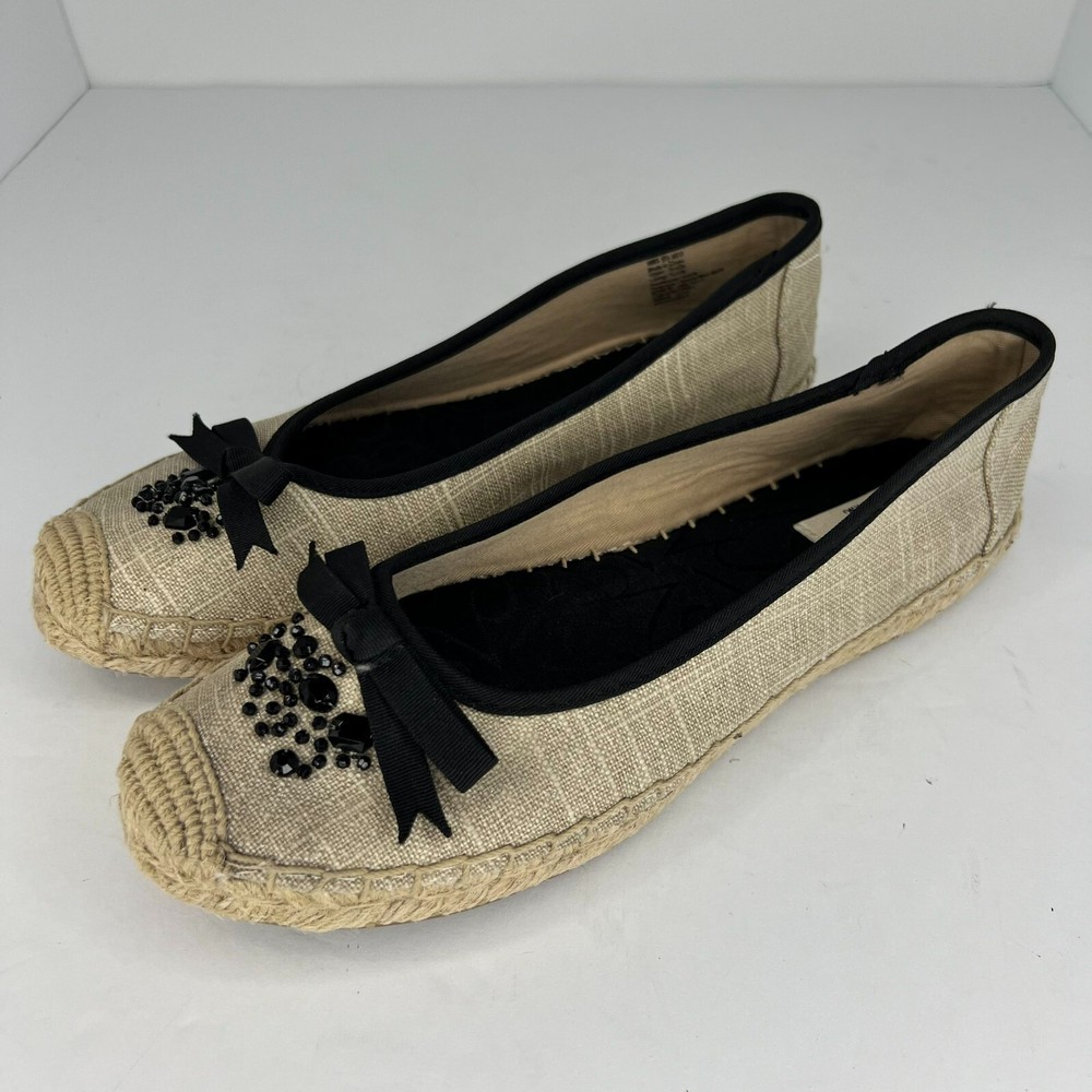 Simply Vera Vera Wang Womens Beige /  Black Shoes Slip On Round Toe Size 9.5
