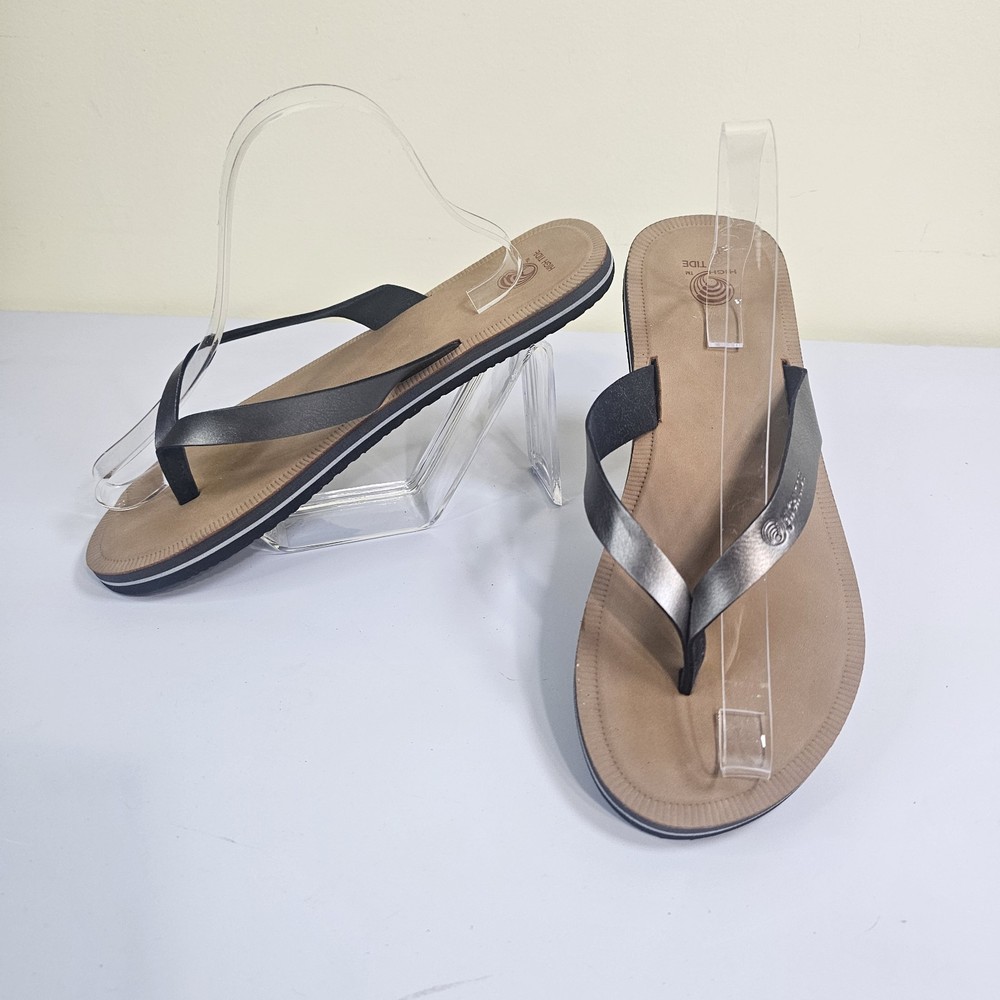 Women's High Tide Size 11 Flip-Flop Sandals - Metallic Silver - Good Condition