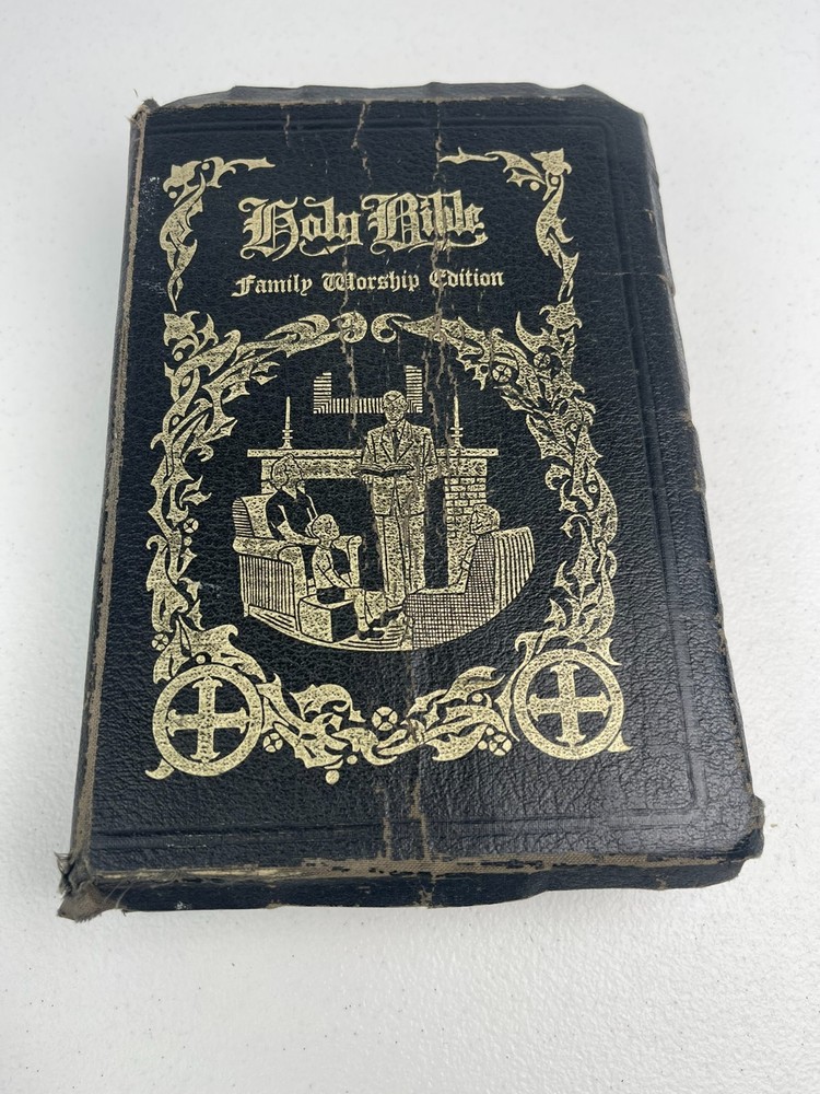 Holy Bible KJV Family Worship Edition Nashville Bible House Illustrated Vtg 1962