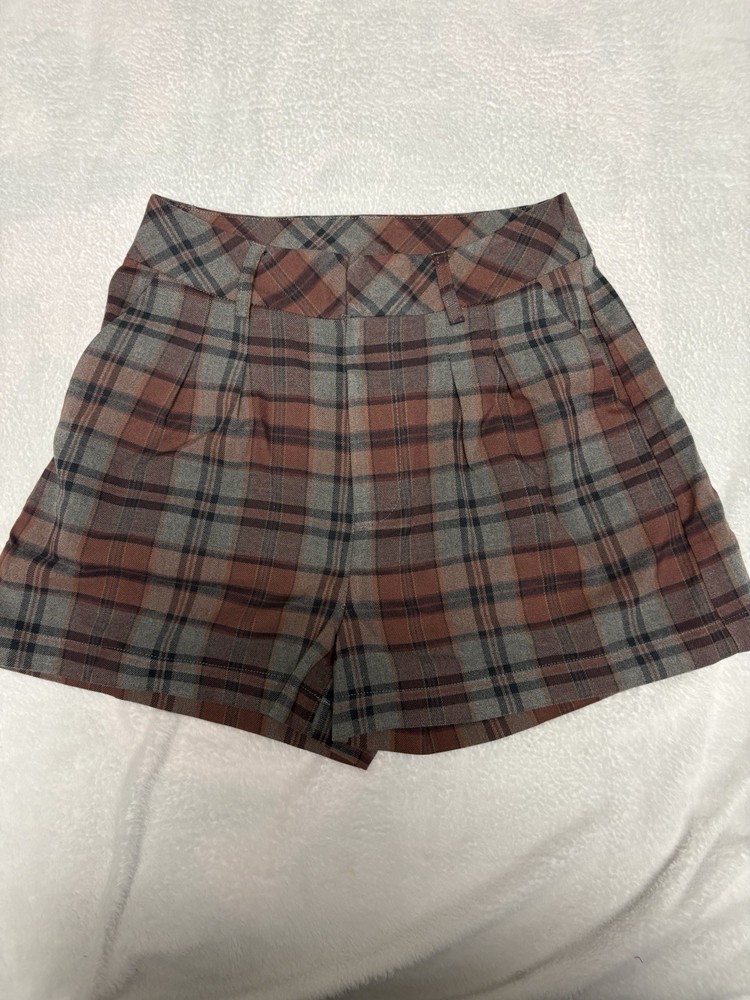 Steve Madden Shorts Plaid Size Small Ladies