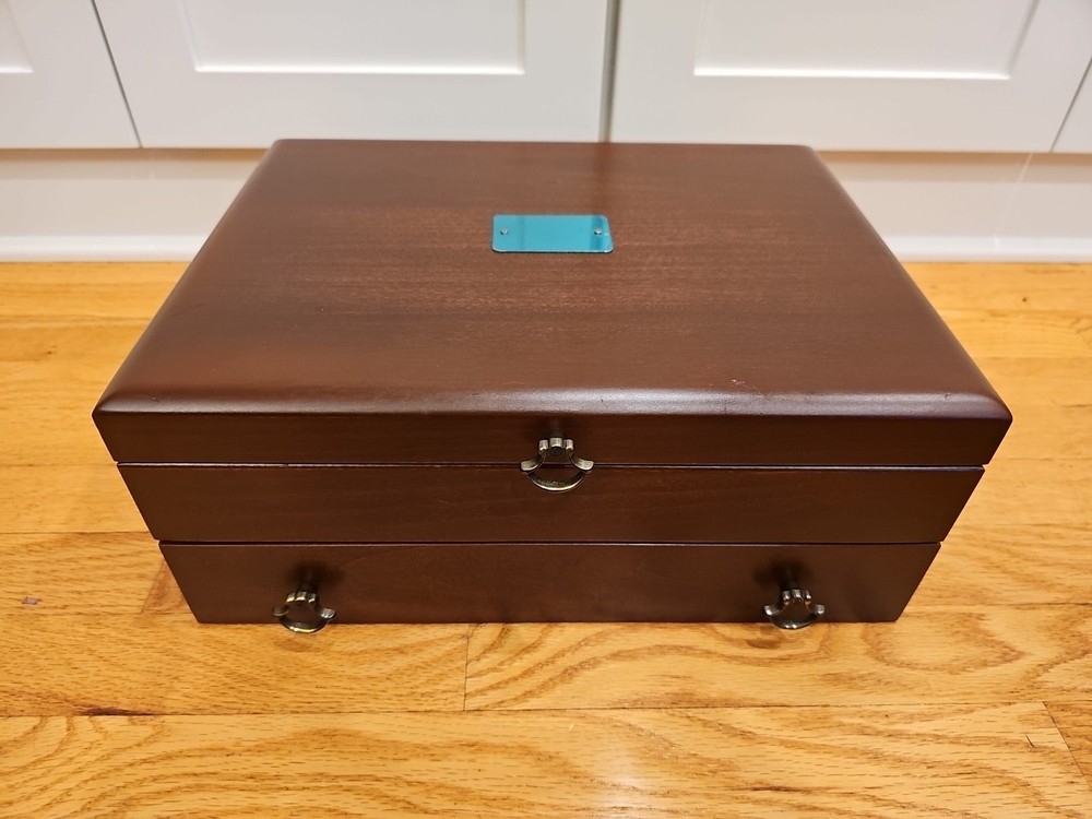 Vintage Reed & Barton Silversmiths Wooden Wood Silverware Chest Box w/ Drawer
