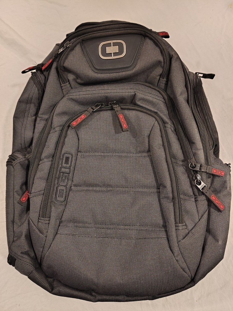OGIO Renegade RSS Backpack - Black
