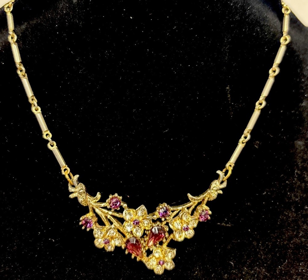 Vintage CORO Necklace Unsigned Purple Rhinestone