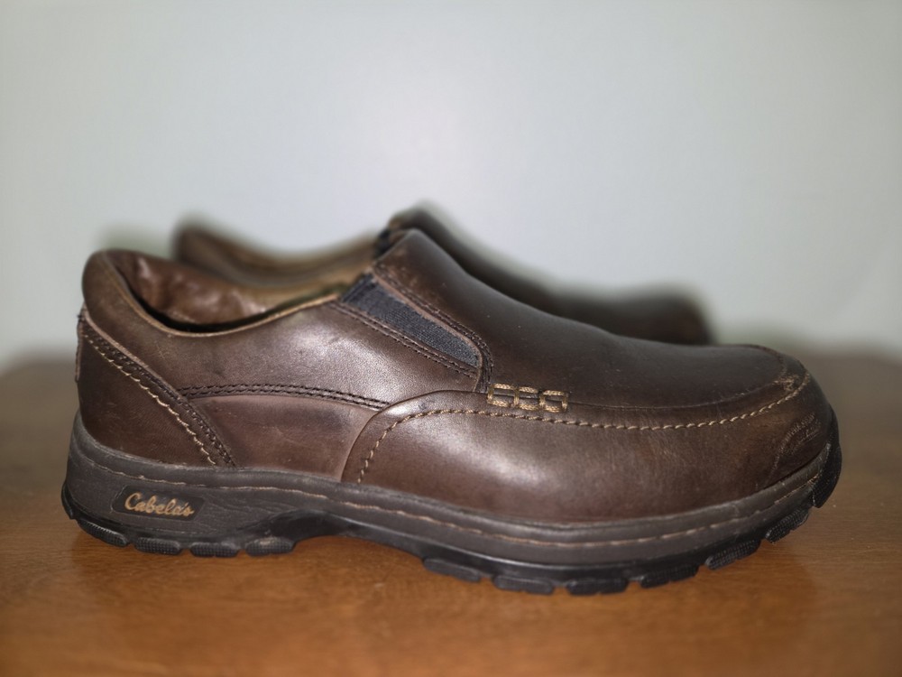Men's Cabelas Brown Slip Ons Size 10.5