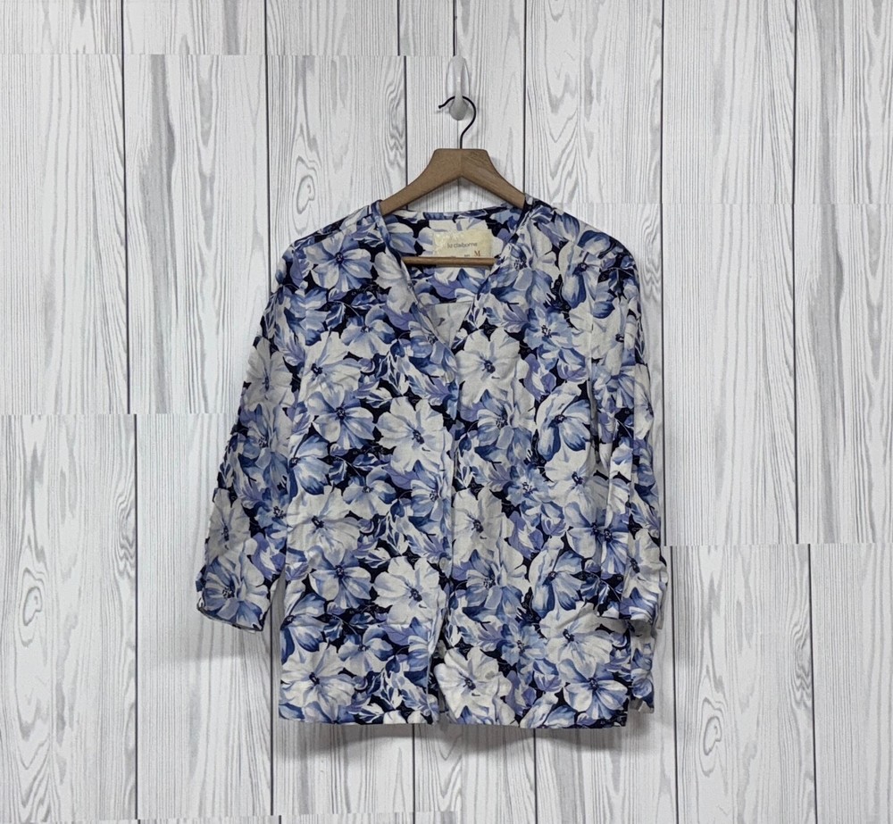 Liz Claiborne top womens size medium button up long sleeve blue floral blouse