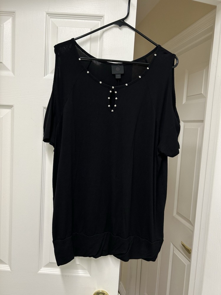 JM Collection black cold-shoulder top with studded detailing in size XXL