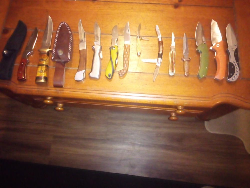Knife Lot