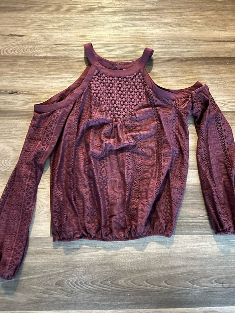 Eyeshadow Plum Lined Lace Blouse Women's Size S Sheer Sleeves NEW