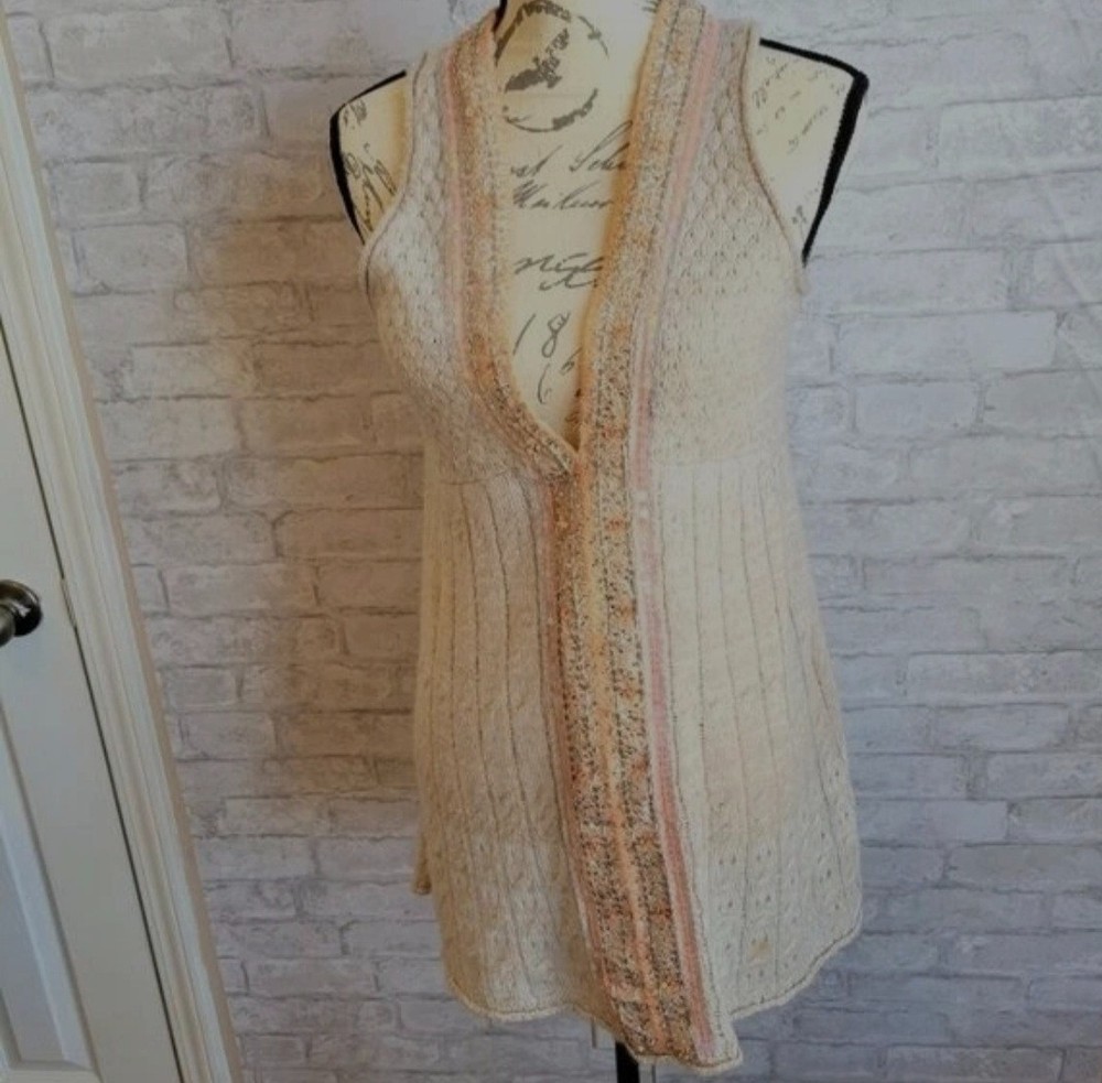 Free People V Neck Beige Sequin Knit Sweater Mini Dress XS Bohemian Lagenlook