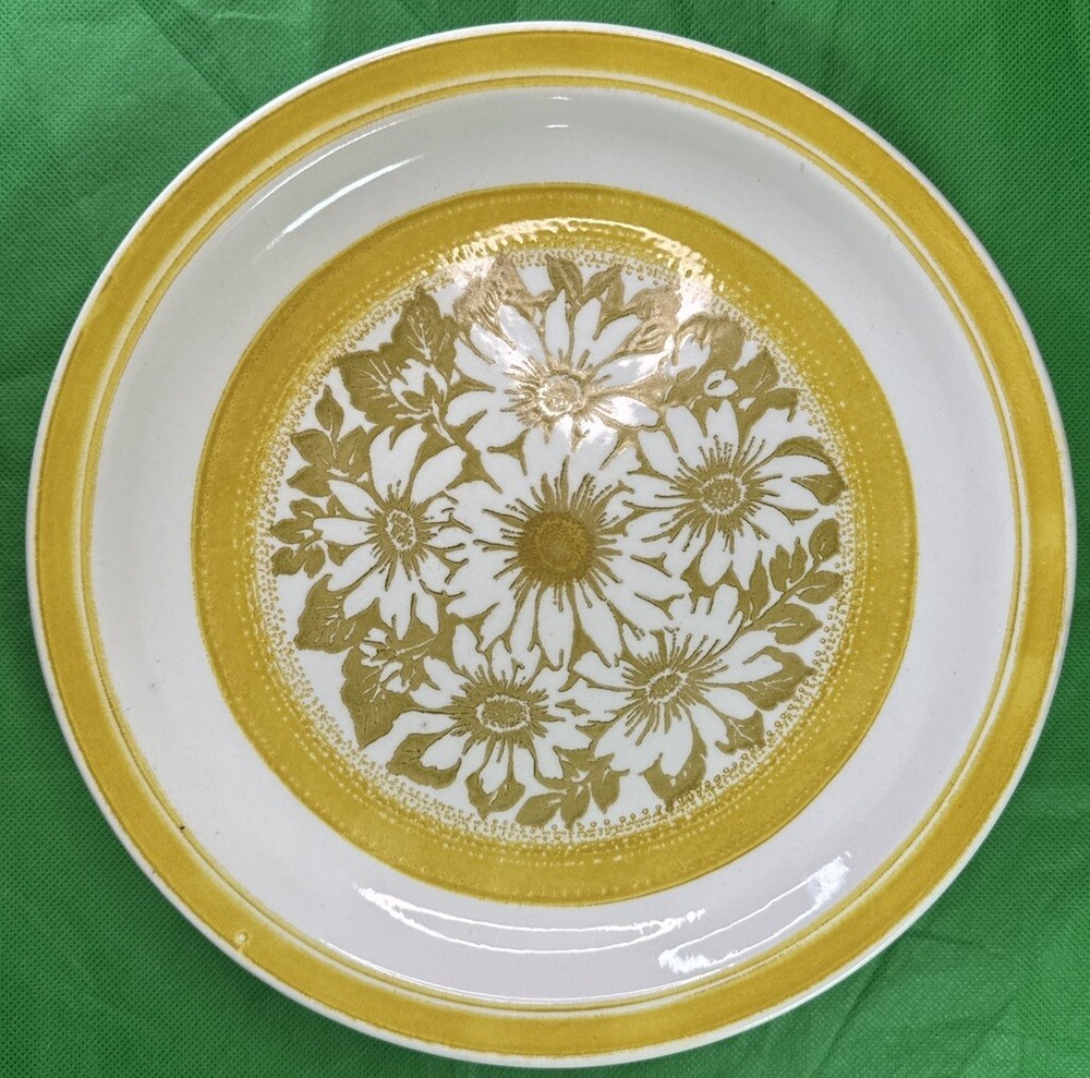 JAMESTOWN Yellow Daisy Vintage Ironstone Floral USA Dinner Plate 10¼