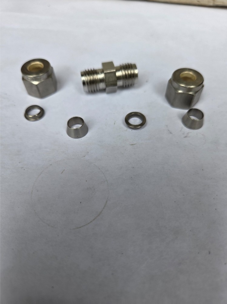 Swagelok SS4006 1/4 inch Union Tube Fitting