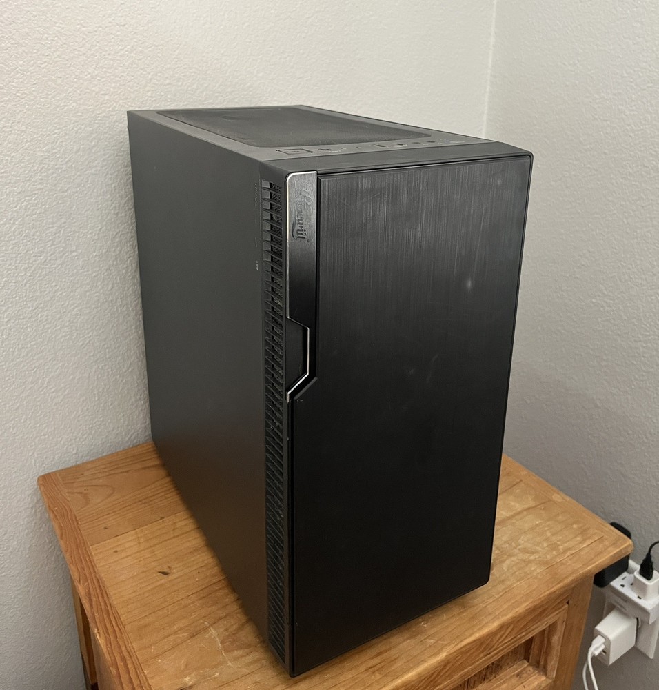 Gaming PC Desktop i5-7600 GTX 1070 16 GB RAM 240 GB SSD WIndows 10