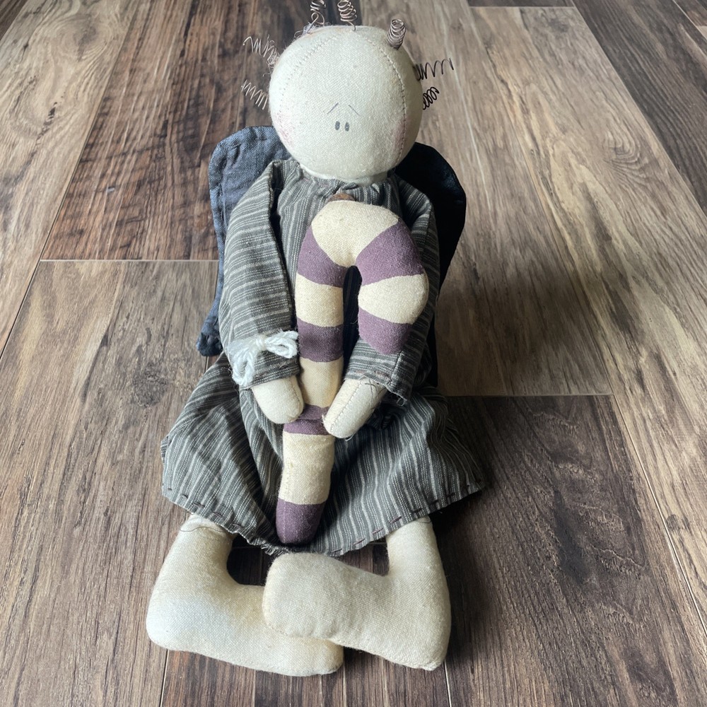 Rare Honey and Me 14” Primitive Angel Doll 2008  Holiday Country Candy Cane