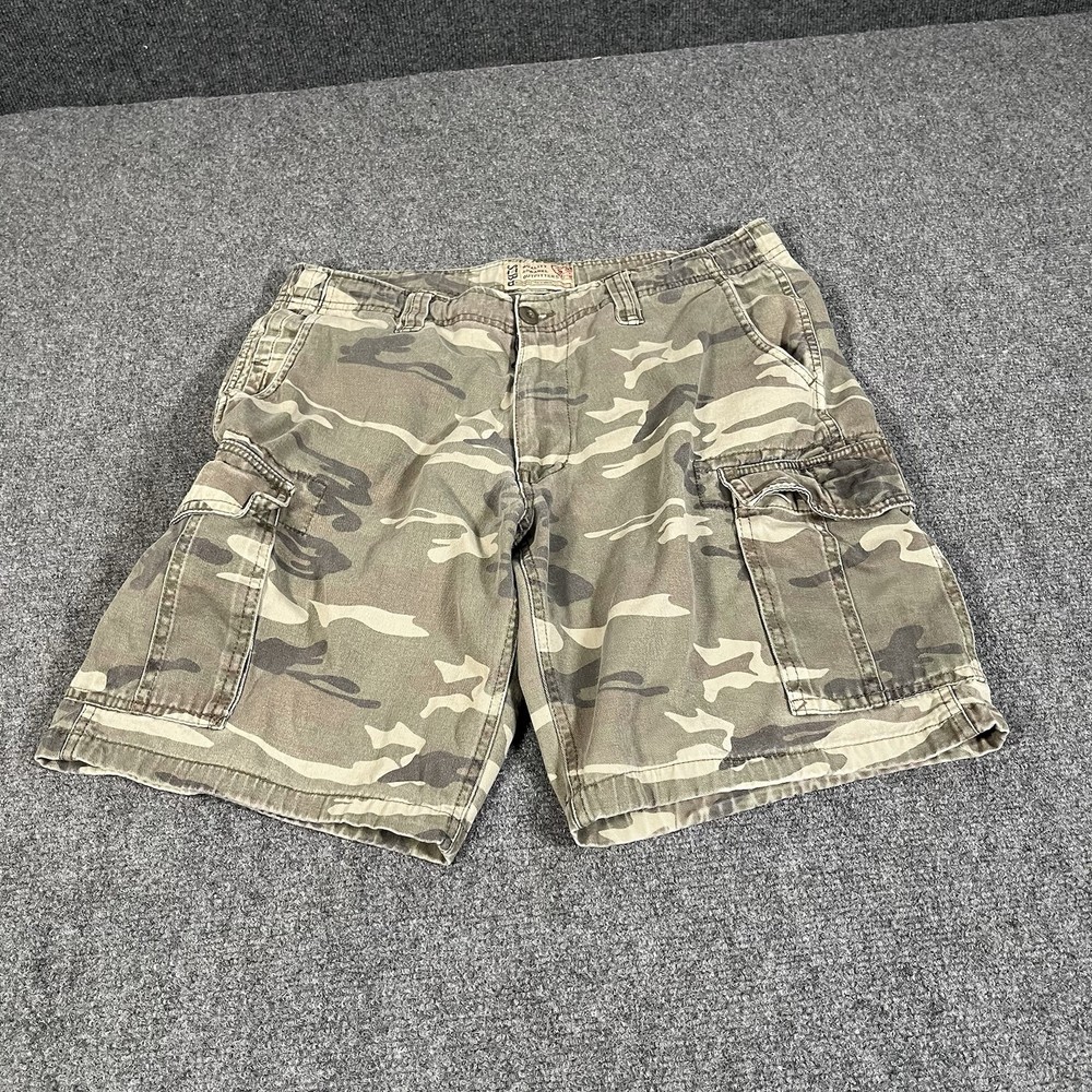 Vintage Camo Shorts Men’s Size 34 Y2K 90s Skater Grunge Cargo Outdoors
