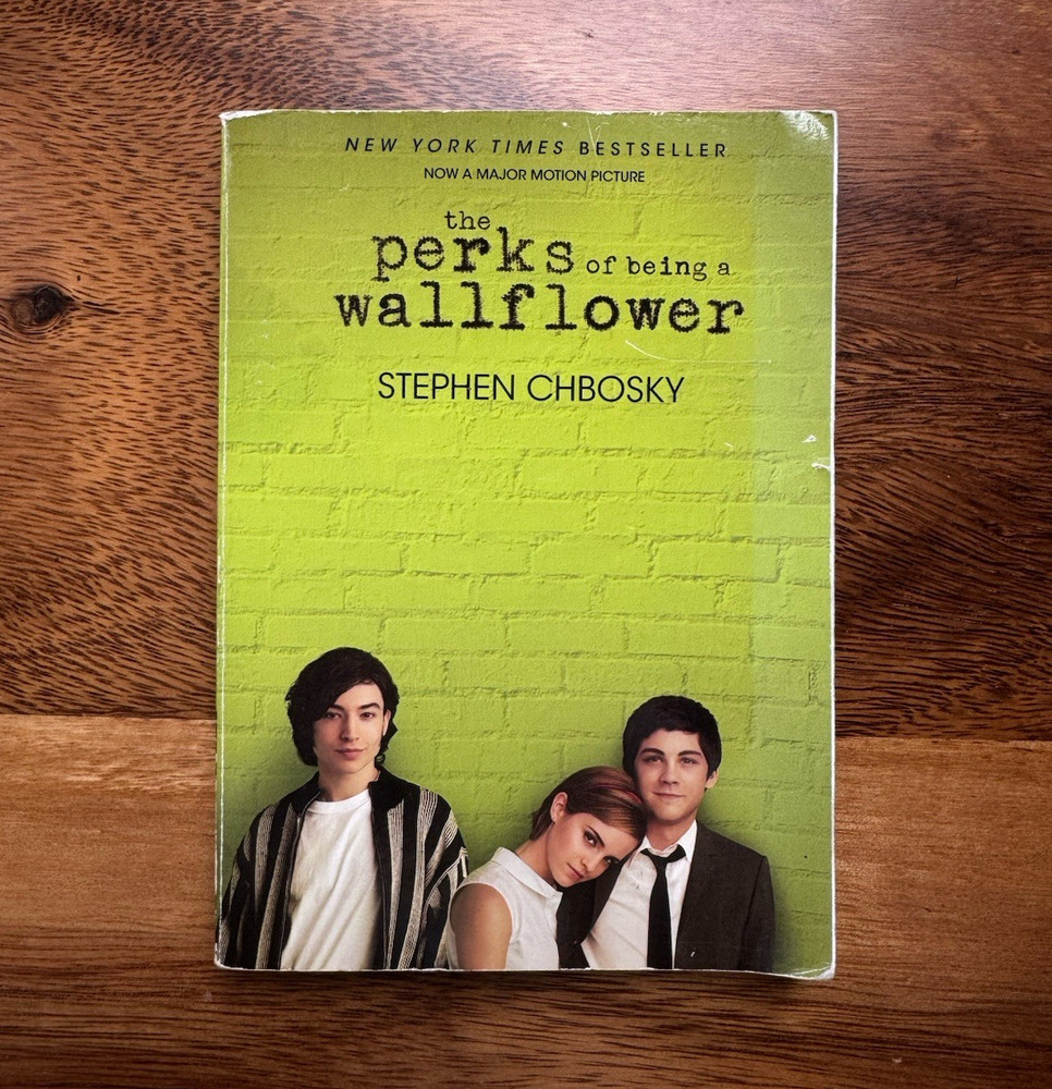 The Perks of Being a Wallflower Stephen Chbosky Paperback MTV Books Coming of A…