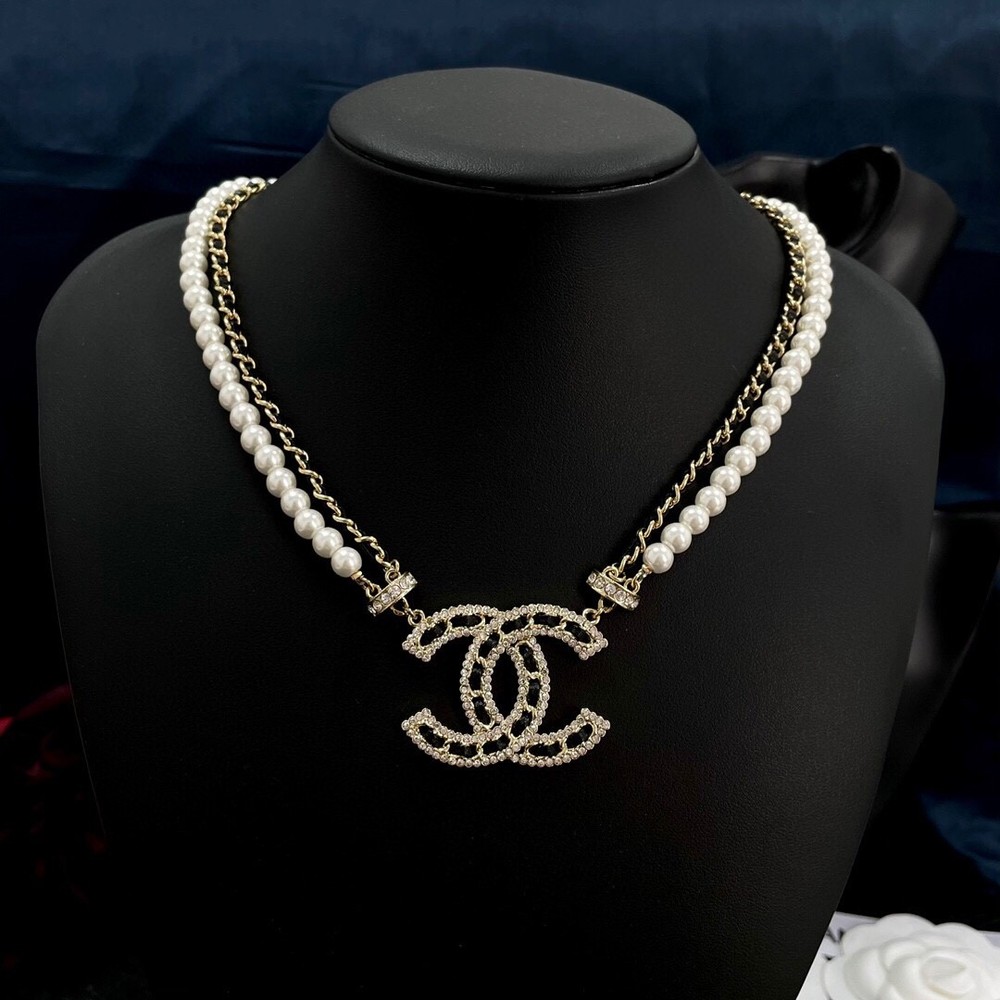 Floral women's pearl enamel metal necklace (27 Styles)